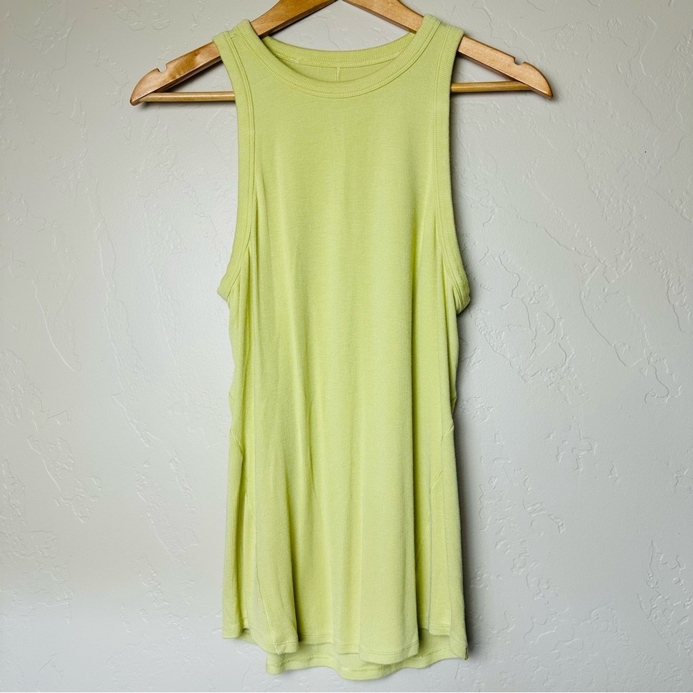 Lululemon Women’s Hold Tight Crewneck Tank Top Size 6 - Picture 4 of 7